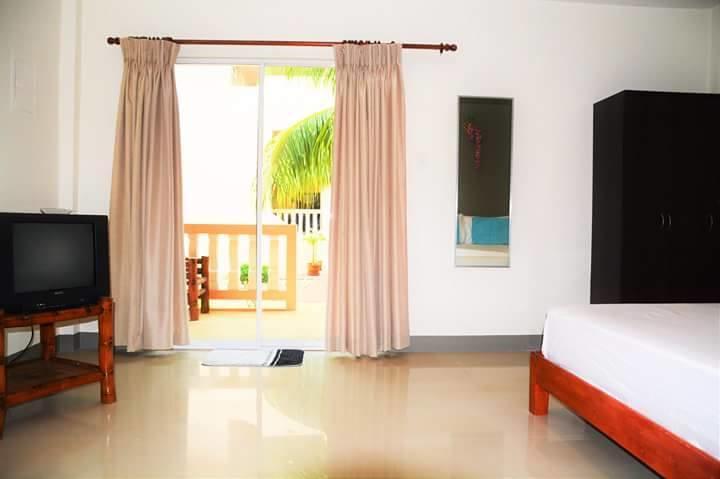 Conrada'S Place Hotel And Resort Panglao Esterno foto
