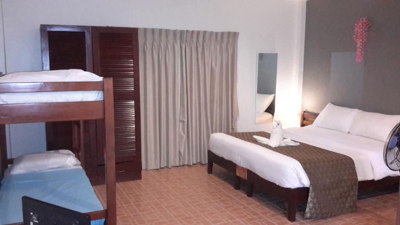 Conrada'S Place Hotel And Resort Panglao Esterno foto