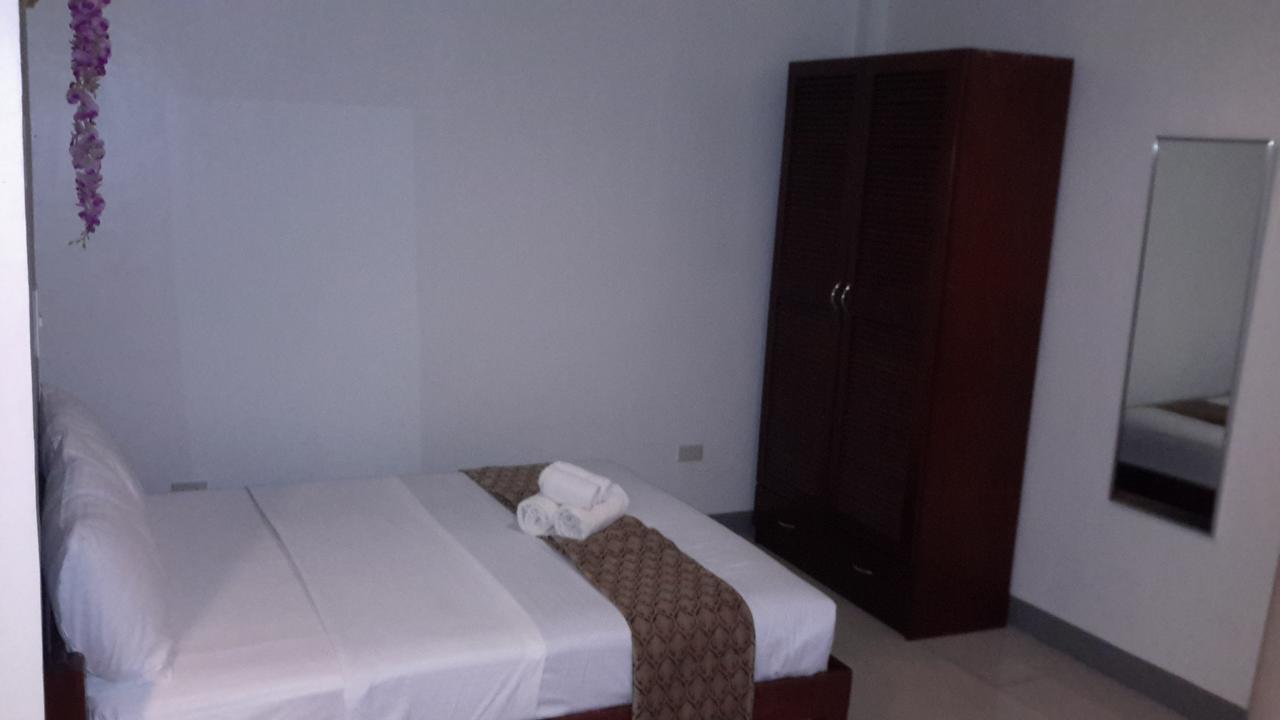 Conrada'S Place Hotel And Resort Panglao Esterno foto