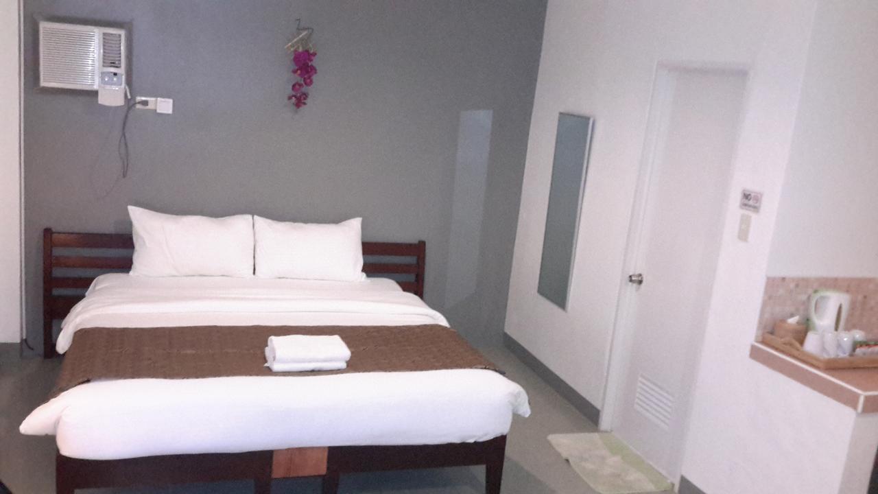 Conrada'S Place Hotel And Resort Panglao Esterno foto