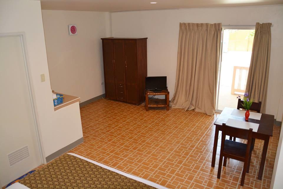 Conrada'S Place Hotel And Resort Panglao Esterno foto
