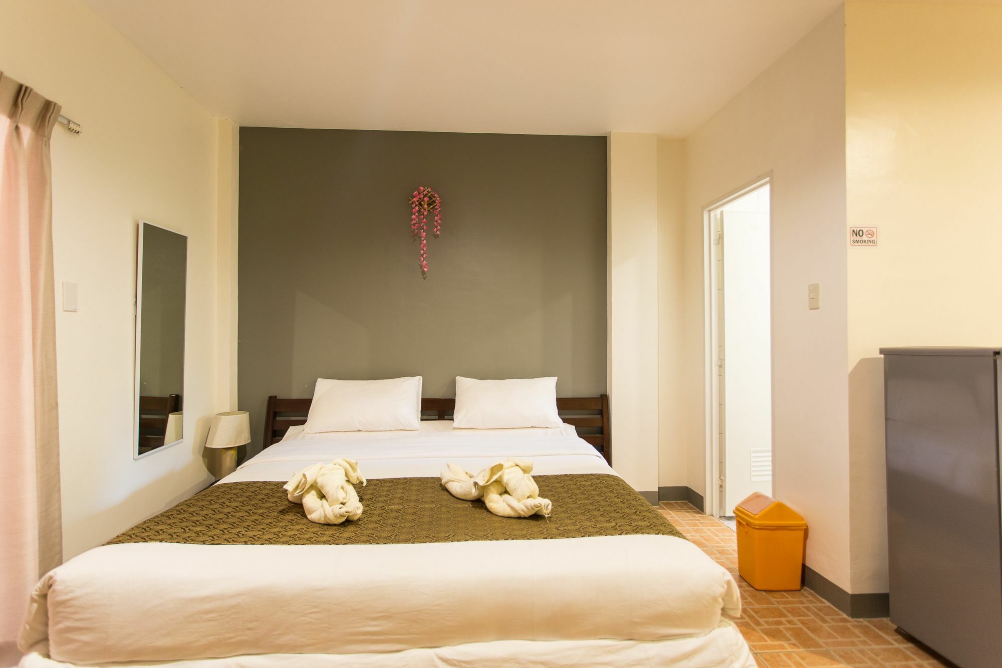Conrada'S Place Hotel And Resort Panglao Esterno foto