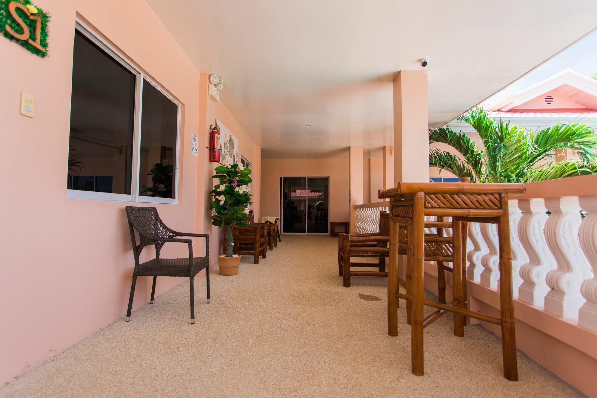 Conrada'S Place Hotel And Resort Panglao Esterno foto